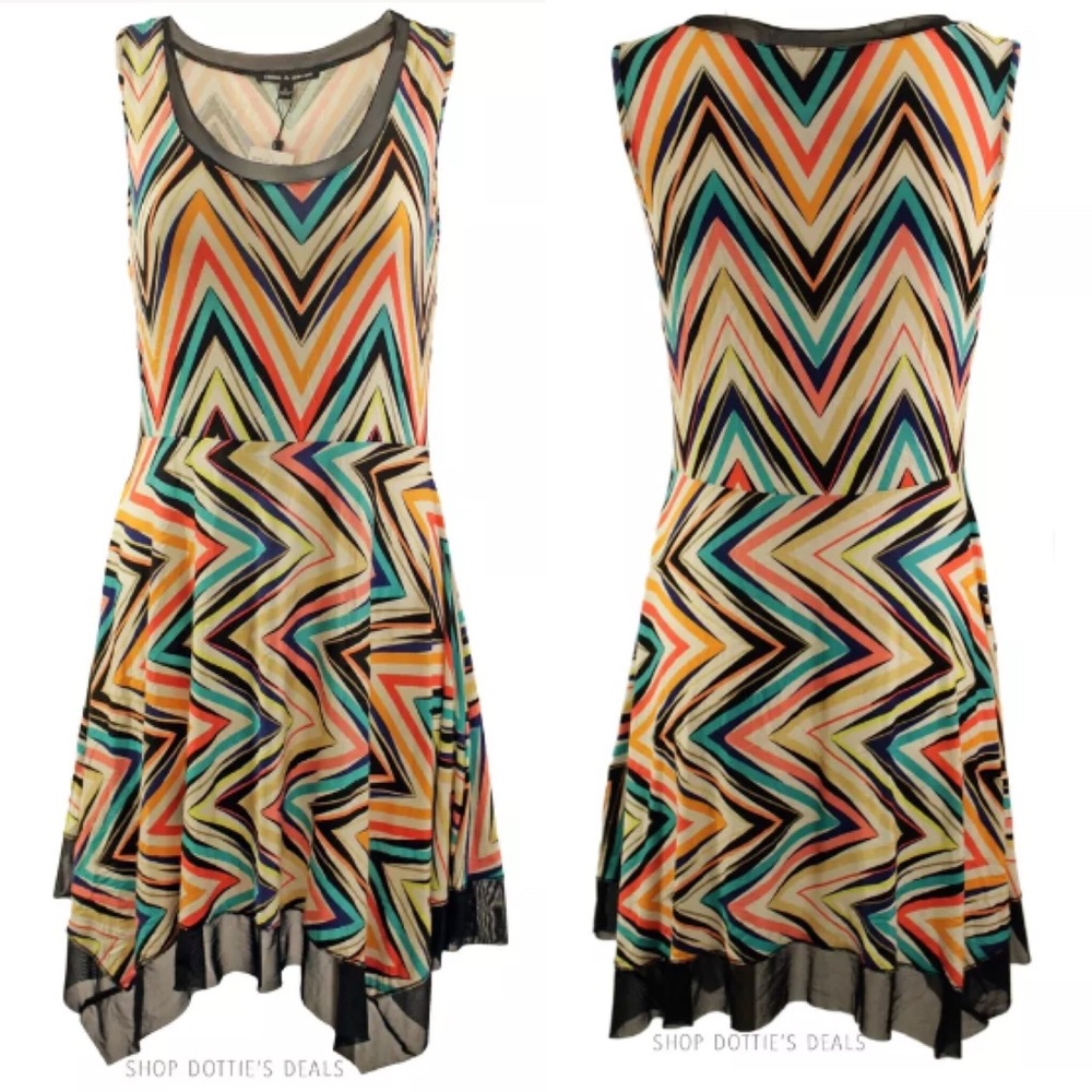 Cable & Gauge Sleeveless Chevron Print Dress